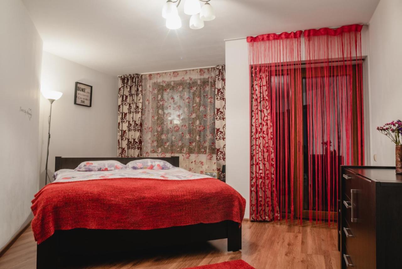 Smb Holiday Apartment Braşov Buitenkant foto